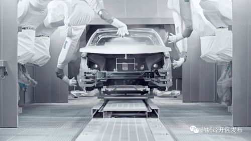 压扁汽车需要多少压力(压扁汽车需要多少压力，深度解析汽车结构与压力应用)