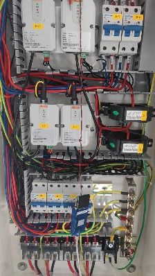 汽车电瓶线路电压多少(汽车电瓶线路电压多少，深入了解汽车电力系统)