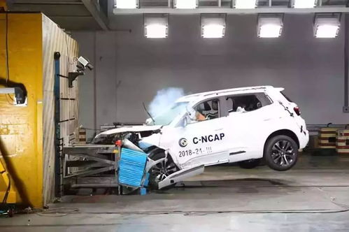 汽车碰撞测试多少台车(汽车碰撞测试，多少台车的背后故事)