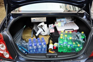 汽车后面最大承载多少(汽车后面最大承载多少，探究汽车后备箱承载能力的极限)