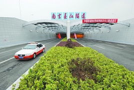 汽车隧道长度多少(汽车隧道长度多少，深度解析隧道建设及其长度考量)