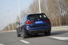 汽车银屏多少钱(汽车银屏的价格因素与购买指南)