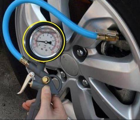 汽车出厂油箱多少升(汽车出厂油箱容量解析，多少升才是标准？