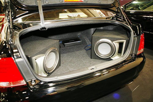 汽车机身电流多少安好(汽车机身电流的安全考量，多少安才是合适的？