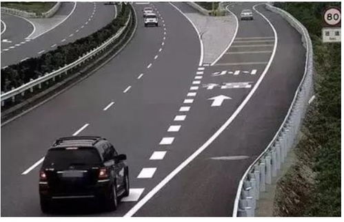 十万汽车极速多少码(十万汽车极速性能解析，极速多少码？