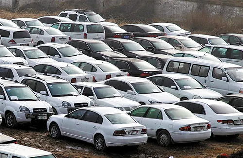 汽车上有多少纸片(汽车上的纸片，数量与影响)