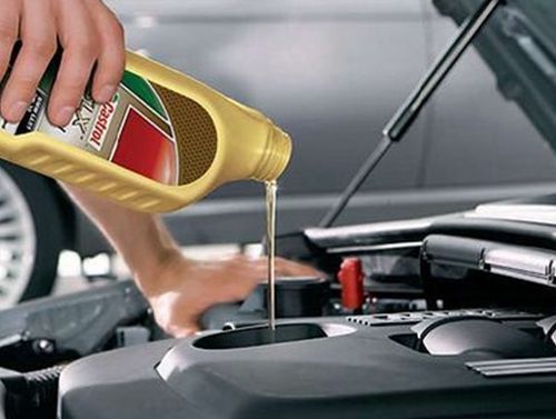 汽车跑多少公里换油(汽车跑多少公里换油，深度解析与操作指南)