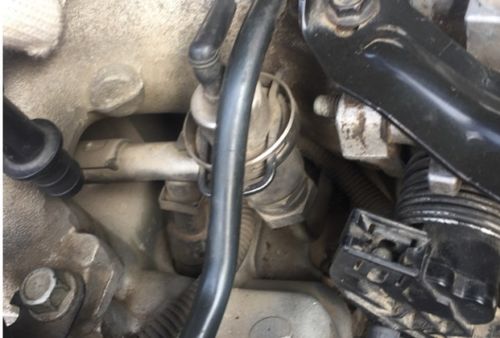 汽车然油压多少正常(汽车燃油压力多少正常，解析汽车燃油系统压力的重要性及其标准范围)