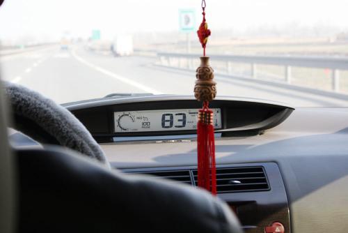 汽车油门回落多少转(汽车油门回落多少转—驾驶中的细节探究) 汽车油门回落多少转(汽车油门回落多少转—驾驶中的细节探究)