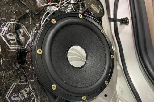 汽车鸣笛喇叭多少Hz(汽车鸣笛喇叭的频率特性及其影响，多少Hz是关键？