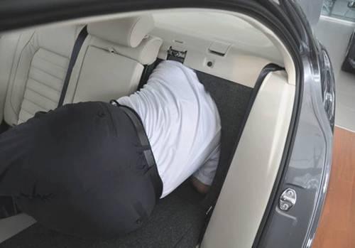 汽车离合放开多少码(汽车离合放开多少码，深度解析与实际操作指南)