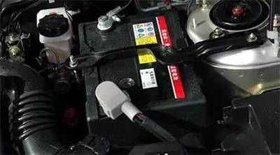 汽车侧漏电多少正常(汽车侧漏电多少正常，理解汽车电气系统的秘密)