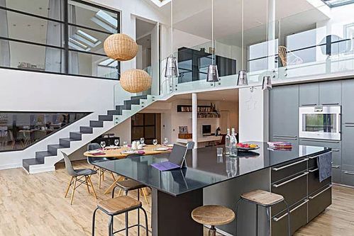 汽车库层高多少(汽车库层高多少，设计与功能性的平衡)