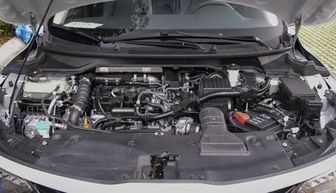 汽车8缸多少公里(汽车8缸发动机性能与里程表现解析)