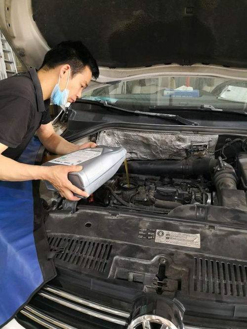 汽车机油黏度多少合适(汽车机油黏度多少合适—机油黏度的选择与车辆性能的关系)