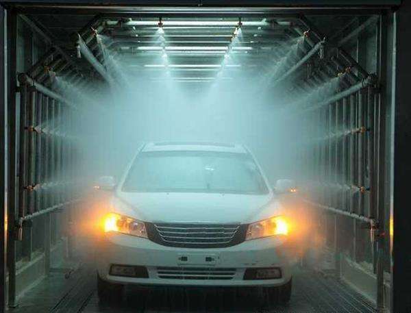 汽车喷水高度是多少(汽车喷水高度的奥秘探究)
