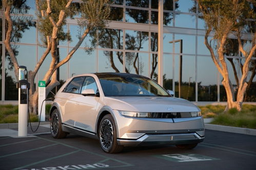 汽车大概多少油量正常(汽车大概多少油量正常，对汽车燃油效率的深度解析)