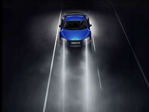 汽车大灯多少电压点亮