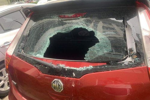 汽车玻璃多少斤 汽车玻璃多少斤