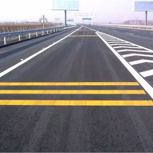 汽车走错线罚款多少