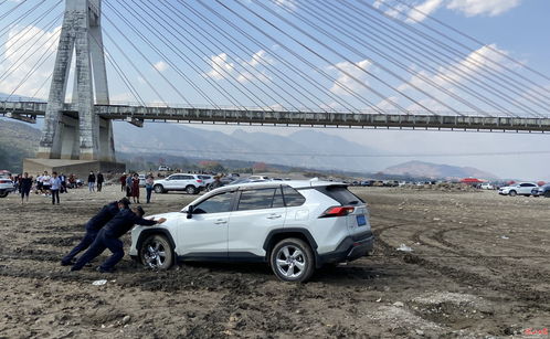 汽车左右可以倾斜多少