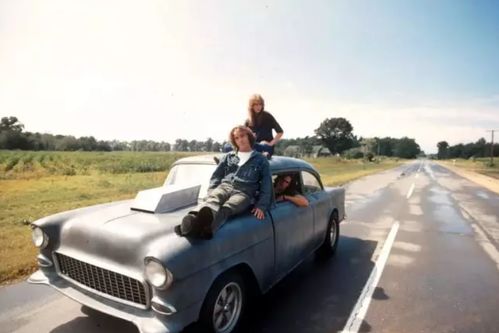 满多少岁汽车 满多少岁汽车