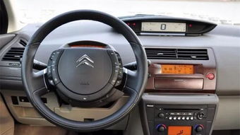 汽车右转打多少圈