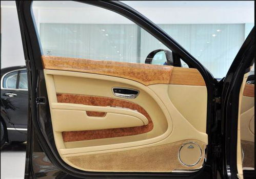 多少存款能开宾利汽车 多少存款能开宾利汽车