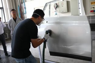 汽车钣喷月入多少