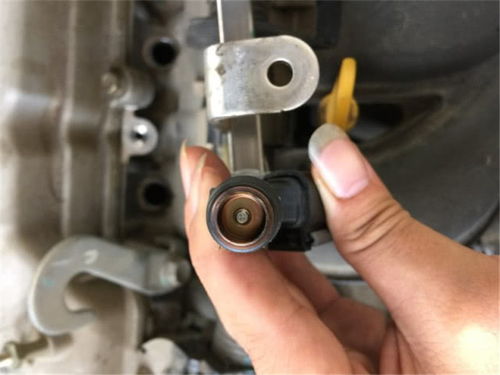 汽车螺纹配多少孔