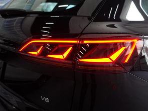 汽车贴花多少才合适