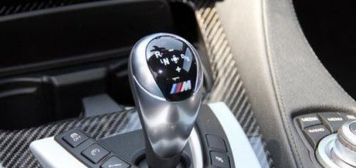 汽车空档转速多少正常