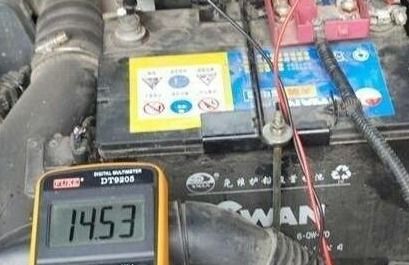 汽车电压多少属于正常 汽车电压多少属于正常