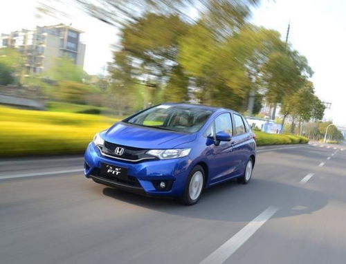 飞度汽车多少伏电池