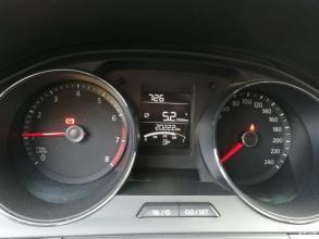 汽车正常多少公里换车