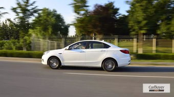 汽车打底多少钱