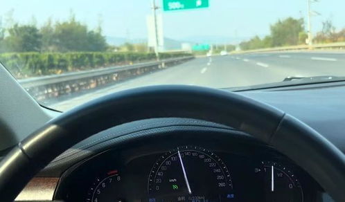 汽车在哪看车速多少
