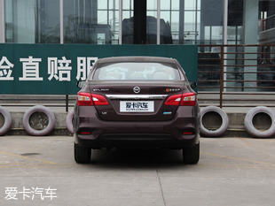 汽车大灯多少v点亮