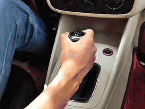 汽车转数多少需要加档 汽车转数多少需要加档