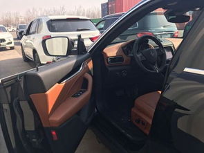 汽车换地毯费用多少