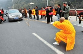 传奇汽车重量多少吨 传奇汽车重量多少吨