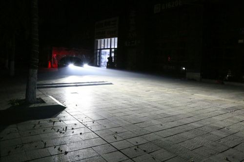 汽车的远光灯多少瓦