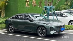 顶配汽车落地多少