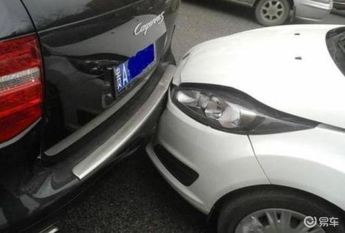 汽车追尾赔偿款多少