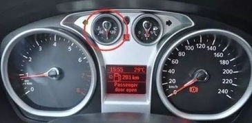 汽车水箱指针多少正常 汽车水箱指针多少正常