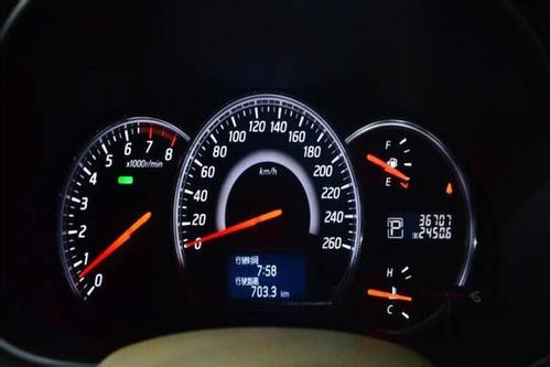 汽车打火多少转速