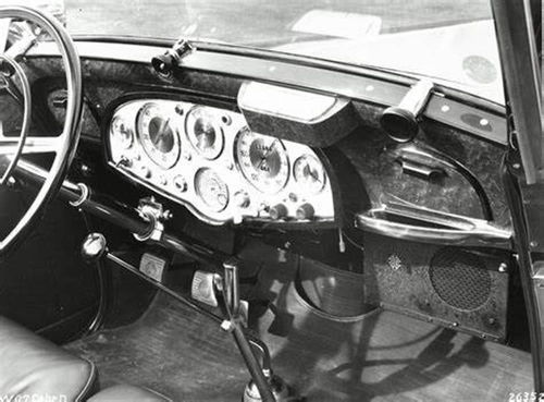 汽车旋转屏幕次数多少