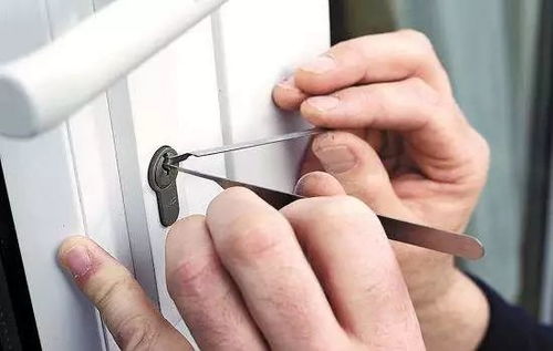 汽车开锁配锁价格多少