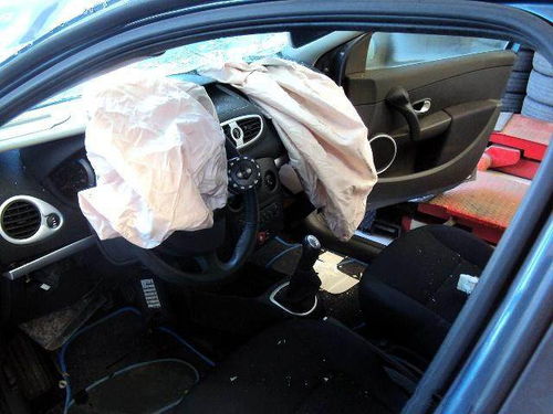 汽车气囊阻值是多少