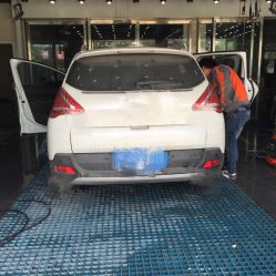 汽车门修理价格多少 汽车门修理价格多少